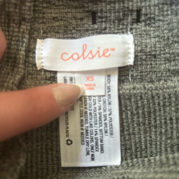 Grey crossover biker shorts - Picture 3 of 4